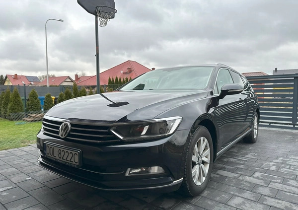 Volkswagen Passat cena 52900 przebieg: 294000, rok produkcji 2016 z Oleśnica małe 79